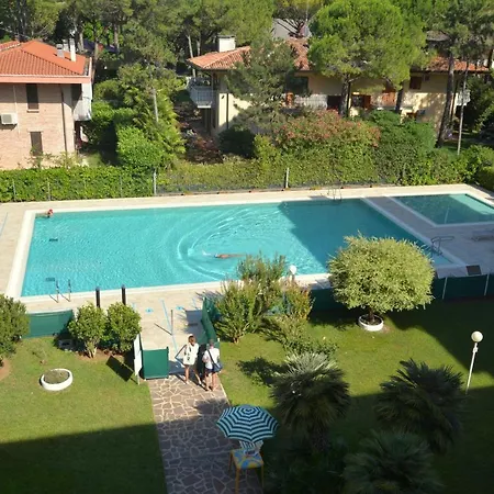 Lignano Riviera Economico Con Piscina Apartman Lignano Sabbiadoro